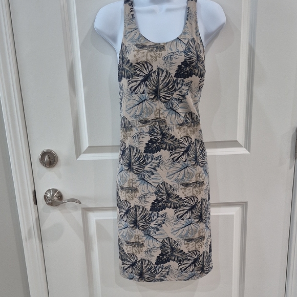 Kyodan Leaf Print Midi Dress Grey Blue Green 18in Chest 26in Length 12% Spandex - Picture 1 of 15